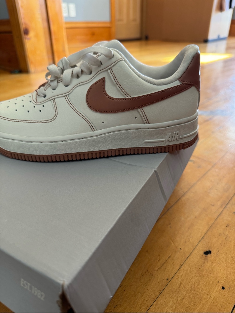 Nike Kids Sneakers in Cream with Rust Brown Swoosh